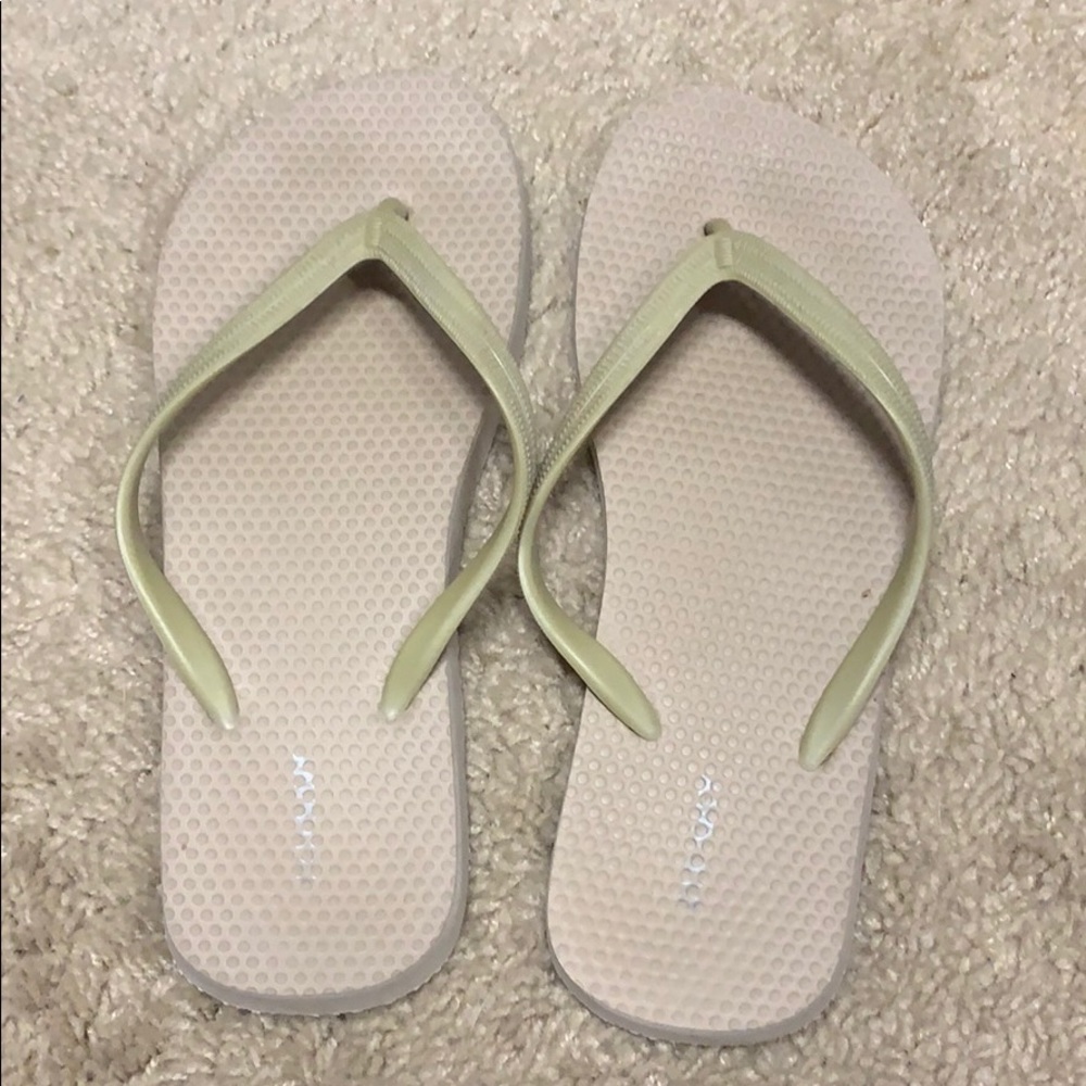Flip flops